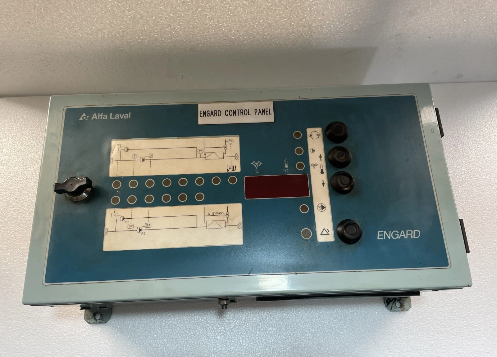 admin/uploads/uploads/ALFA LAVAL ENGARD CONTROL PANEL_1.webp